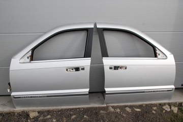 Дверь l/p перед идеальное состояние jeep grand cherokee wk 05-10 фото №1