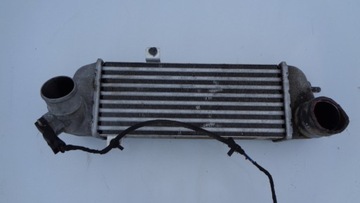 Ceed i i30 i 1.6 crdi інтеркулер 28270-2a610 фото №1