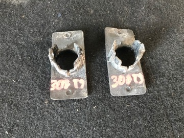 Крепление pdc peugeot 308 t9 зад фото №1