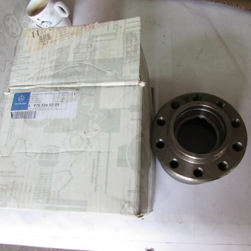 Mercedes atego ступиця оригінал . a9703340201 фото №1