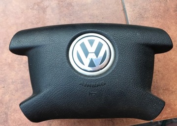 Подушка водителя подушка безопасности vw 2k0880201b фото №1