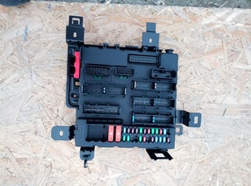 Saab 9-3 рестайлінг 2.0 коробка запобіжників фото №1