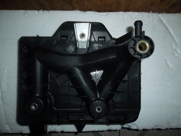 Основание полка акумулятора vw polo 01-09 vw fox фото №1
