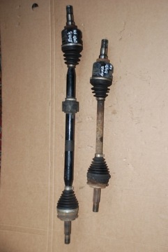 Toyota auris 1.4 d4d 07-13 полуось левая фото №1