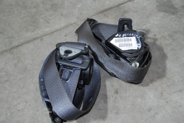 Pas безопасности перед jeep grand cherokee wk фото №1