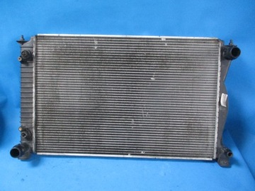 Радиаторов воды audi a6 c6 2.7 3.0 tdi 4f0121251p фото №1