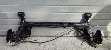 Hyundai bayon підвішування балка зад 55100-q0500 фото №1