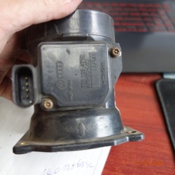 Витратомір audi 2,8 vw volkswagen 078133471e фото №1