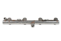 Bmw f20 f30 f31 r55 r56 r57 r58 r59 r60 n13 паливна рейка  7592426 фото №1