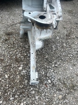 Kia sorento iii um чверть лонжерон ліва фото №1