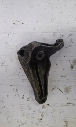 Лапи кронштейн коробки ford grand cmax 2 2.0 d e5 фото №1