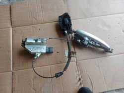 Ручка замок двері лівий зад peugeot 5008 ezrc фото №1