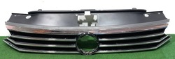 Решітка радіатора решітка vw passat b8 3g0 фото №1