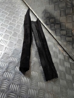 Ford mustang 2014 cabrio маскувальна накладка дах планка фото №1