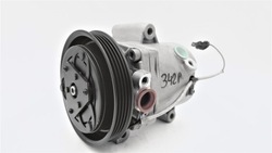 Компресор кондиціонера smart forfour 1.5 turbo фото №1