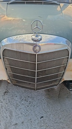 Mercedes w110 решётка эмблема решётка радиатора skrzydlak оригинал другие запчасти фото №1