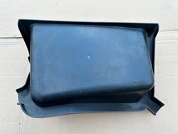 Audi q7 q8 захист підскло 4m1819979 європа фото №1