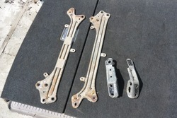 Кронштейн поперечина тримач захист шасі kpl lexus gs iii 450h фото №1