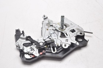 Hyundai h1 ii замок двері правий зад задній фото №1