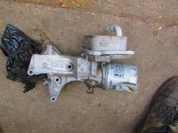 Golf vi polo octaviaii 1.2 tsi основание радиатор фильтра масла 03f117021a фото №1