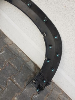 Накладка планка крила mazda mx-30 dn4e-51w21 фото №1