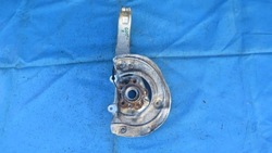 Поворотный кулак перед правая bmw x5 g05 x6 g06 x7 g07 6876656 фото №1