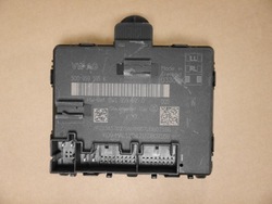 Audi q3 83a блок управления дверь зад 5q0959595k фото №1