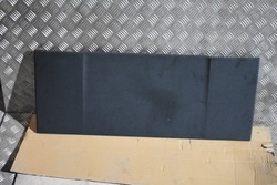 Полиця задня багажника porsche taycan 1 фото №1