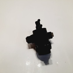 Renault trafic ii 2.0 dci клапан вакуум 7700113071 фото №1