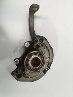 Mercedes c w205 2.2 cdi поворотна опора перед права фото №1