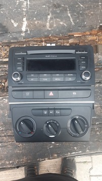 Audi a3,8p.radio рамка комплект 8p0858005c фото №1