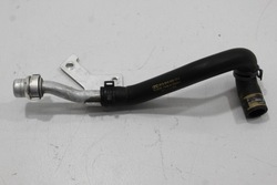 Audi q5 80a шланг трубка води 80a819558 фото №1