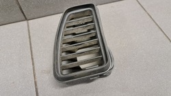 Решётка воздуховод левая audi a8 d2 4d0857481 фото №1