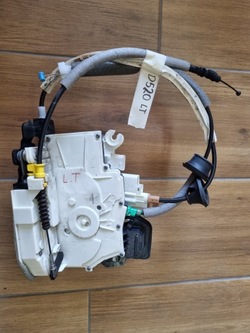 Audi rs6 c8 9 pin замок двері лівий зад з доводчик 4k1837015r 4n0837059 фото №1