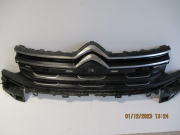 Решётка решётка радиатора citroen c5 aircross 9825347677 фото №1
