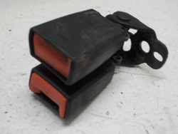 Focus mk1 застёжка ремня зад фото №1