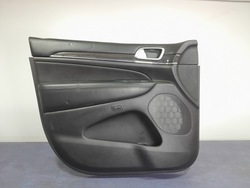 Jeep grand cherokee wk2 рестайлінг боковина оббивка двері перед ліва overland eu фото №1