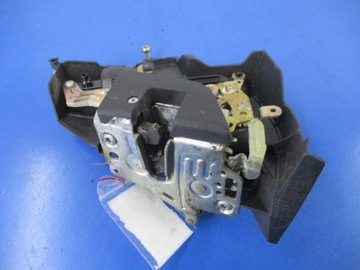 Mercedes w202 замок двері 2праві зад оригінал фото №1