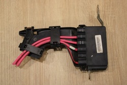 Модуль акумулятора предохранители renault megane iii 1.4 tce фото №1