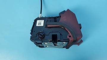 Hyundai tucson iv 22r замок двері праві зад 81420-n7000 фото №1