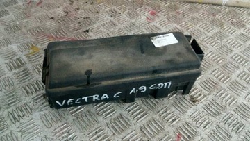 Коробка предохранителей opel vectra c 1.9 13190370 фото №1