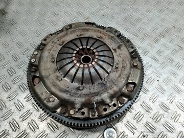 Колесо маховики vw golf iv 068105271f 2.0 фото №1