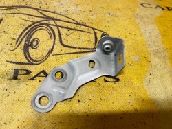 Кронштейн кріплення підтримка крила лівий ліві skoda scala фото №1