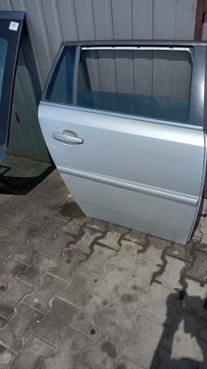 Дверь правые зад opel vectra c 05r универсал фото №1