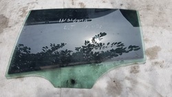 Opel insignia a скло двері лівий зад 2009 фото №1