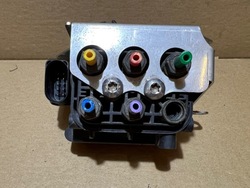 Audi q7 4l распределитель пневматика подвешивание 5x22-q7tc фото №1