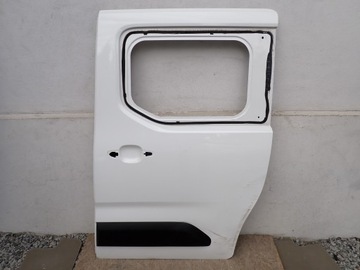 Двері ліві задні лівий зад зсувні toyota proace city 2018- фото №1
