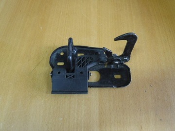 Засув hak капота audi volkswagen 3c0823480 фото №1