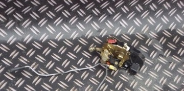 Chrysler grand voyager 01- замок правий двері фото №1