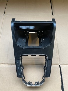 Seat ibiza v тунель середній рамка 6f0863283m фото №1
